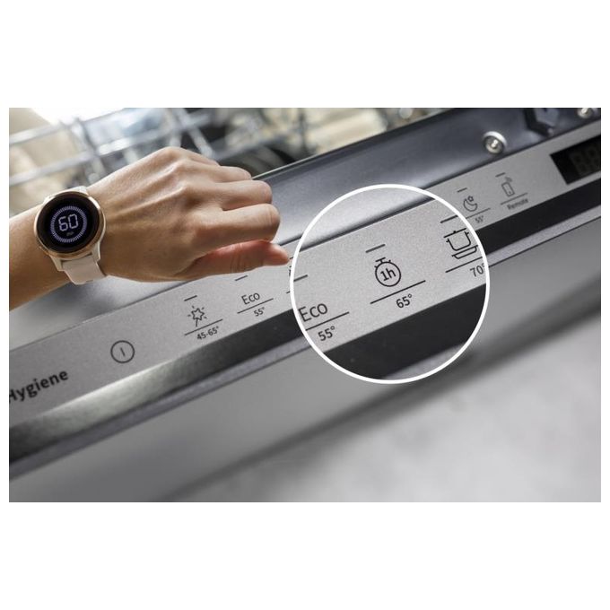 Hisense HV643D90 Lavastoviglie da Incasso 16 coperti Classe D 45 dB AutoDry Touch Control (82x60x55 cm) colore Bianco