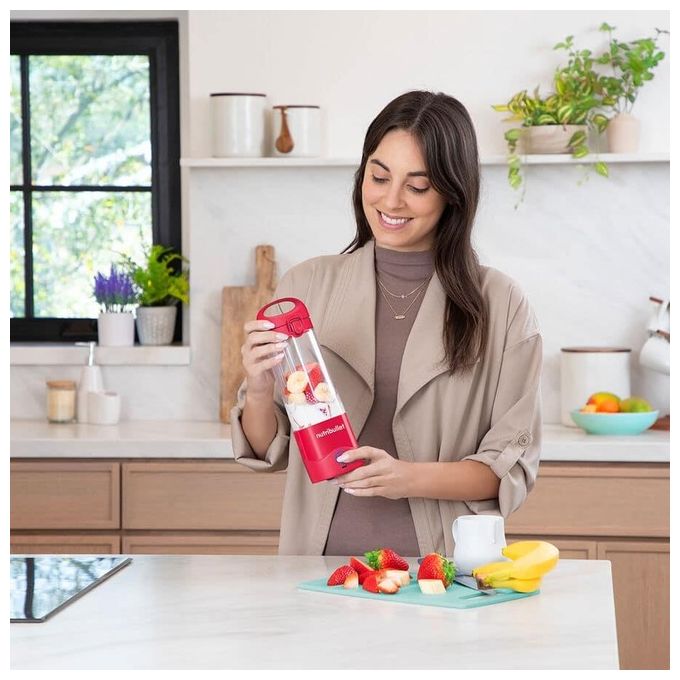 NutriBullet 0C22300095 Portable Mini Frullatore Compatto Ricaricabile USB-C Capacita' 0,475 L Materiale Tritan Lama Acciaio Inox Batteria 2000 mAh colore Magenta