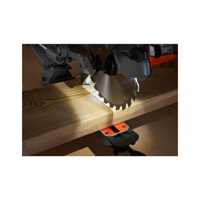 Black+Decker BES701-QS Troncatrice Radiale 1500 W lama 216 mm taglio 220x70 mm Line Shadow