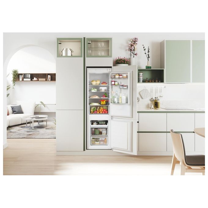 Candy CBL3518EB Fresco Frigorifero Combinato da Incasso 264 L 177,2 cm Classe E 34 dB Low Frost colore Bianco