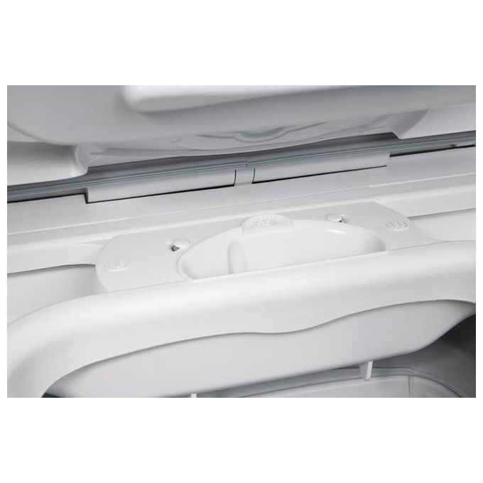 Electrolux SensiCare 600 EW6T526C Lavatrice Carica dall'Alto 6 Kg Classe C Profondita' 60 cm Centrifuga 1151 giri Funzione Vapore
