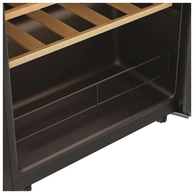 Haier HWS34GGH1 Wine Bank 50 Serie 3 Cantinetta Vino a Compressore 34 Bottiglie 90 L Classe G 37 dB Wi-Fi App hOn colore Nero