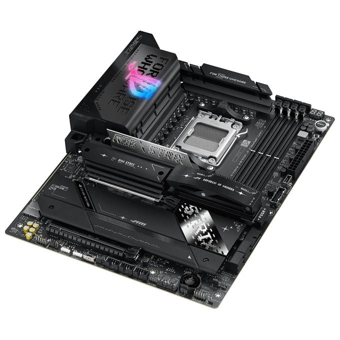 Asus 90MB1IB0-M0EAY0 ROG Strix X870E-E Gaming WiFi Scheda Madre ATX Socket AM5 DDR5 PCIe 5.0 5x M.2 Wi-Fi 7 USB4