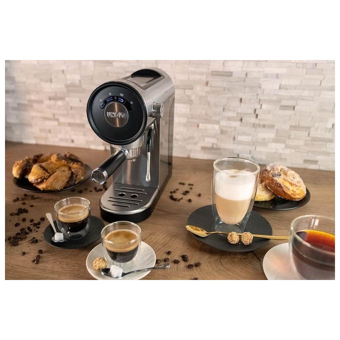 Unold 28636 Piccopresso Macchina da caffe' Espresso 0,9 L 20 bar 1360 W con Montalatte e Funzione Acqua Calda colore Acciaio inox-Nero