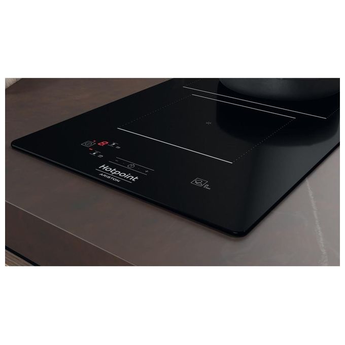 Hotpoint HQ 0930S NE Piano cottura a induzione 28 cm 2 zone 9+booster colore Nero