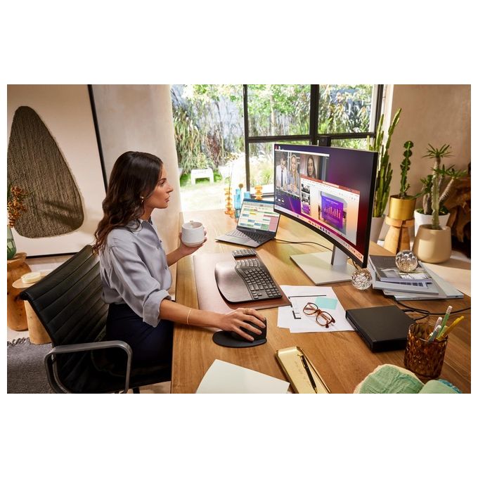 HP 8K157UT#ABB Series 7 Pro Monitor 34'' WQHD IPS Black Curvo con Webcam 5 MP HDR e Thunderbolt 4 colore Nero
