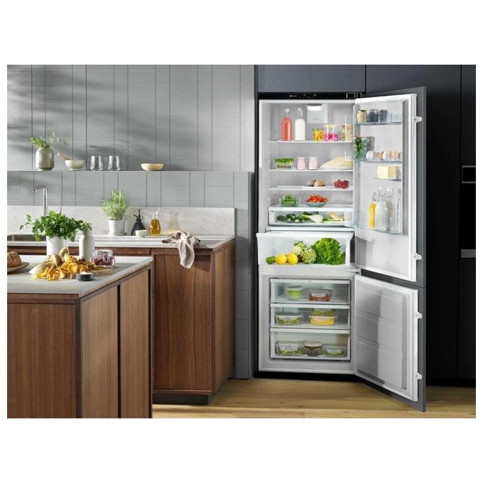 Electrolux ENG7TE75S Serie 700 Frigorifero Combinato da Incasso 376 L 188 cm Classe E 35 dB Total No Frost GreenZone colore Bianco