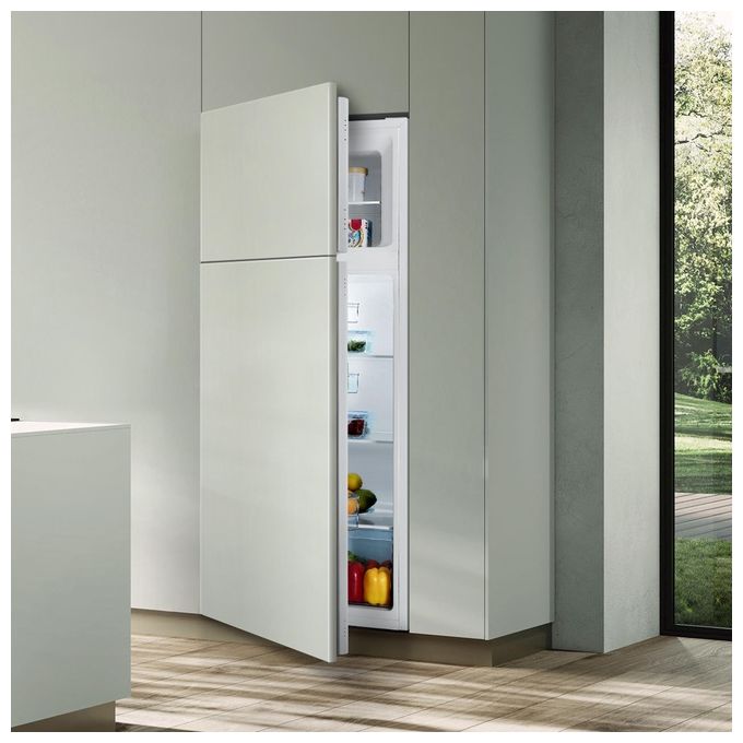 Hisense RI1P205NEWE Frigorifero Combinato da Incasso 205 L 145 cm Classe E 39 dB Porte Reversibili LED colore Bianco