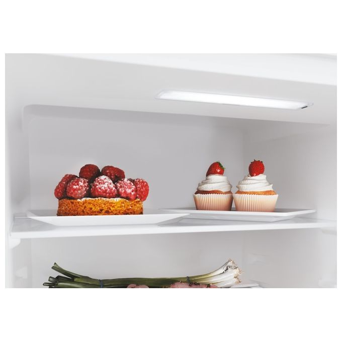 Candy CBL3518EB Fresco Frigorifero Combinato da Incasso 264 L 177,2 cm Classe E 34 dB Low Frost colore Bianco