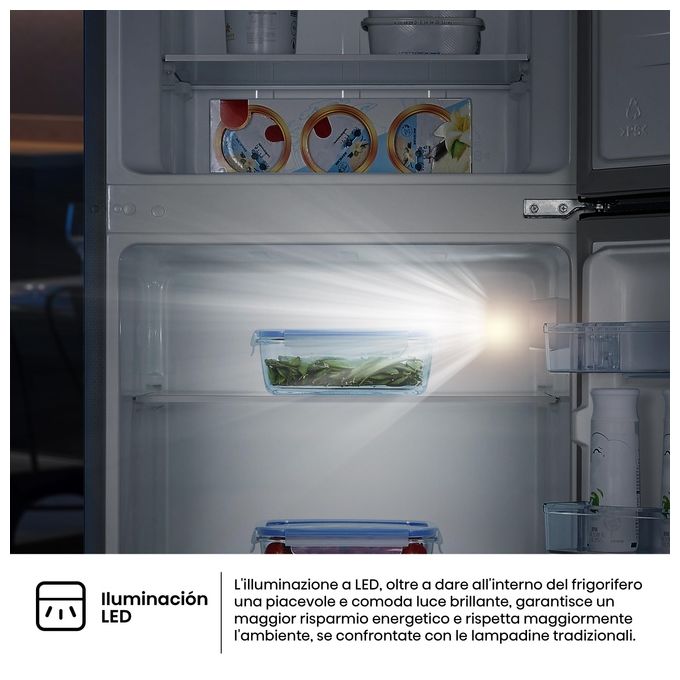 Hisense RT267D4ADE Frigorifero Doppia Porta 206 L 143,4 cm Classe E 40 dB Statico colore Argento