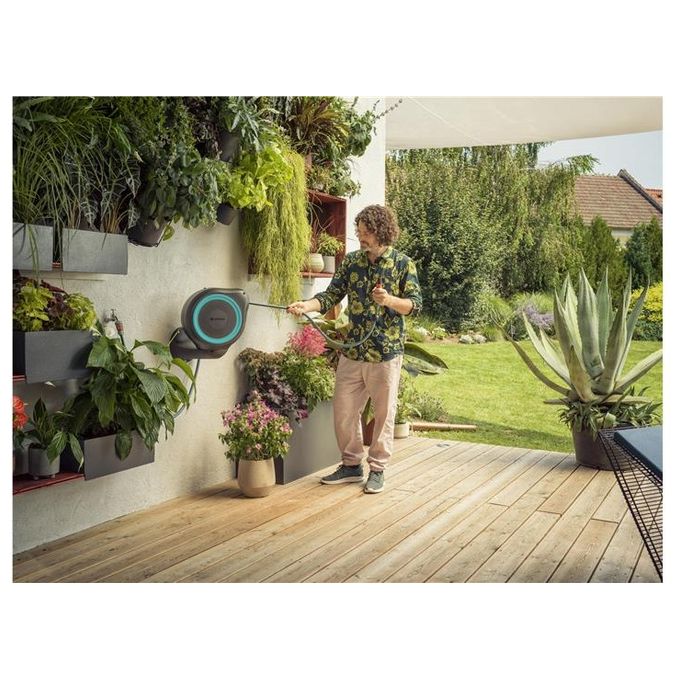 Gardena 18600-20 Avvolgitubo da Parete RollUp S 15 m con Lancia e Raccordi Avvolgimento Automatico Rotazione 180 gradi colore Azzurro