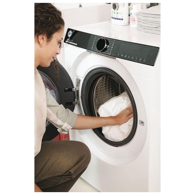 Hoover H-WASH 700 H7W449AMBC-S Lavatrice a carica frontale 9 Kg classe A 1400 giri cestello Ultra Wide care Eco doser programa Auto Care controllo remoto Bianco 60x51x85