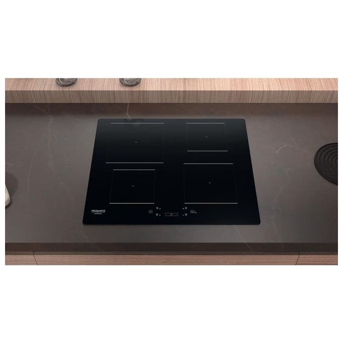Hotpoint HQ 2260S NE Piano cottura a induzione 59 cm 4 zone Touch Control Boost 7200 W colore Nero