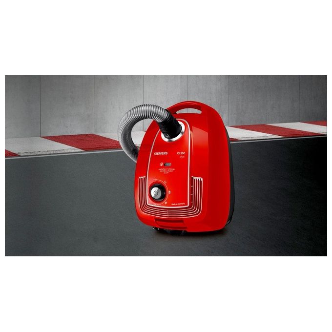 Siemens VSP3AAAA Aspirapolvere 750W con Sacchetto per la Polvere Rosso