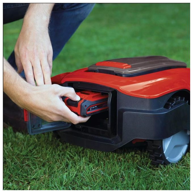 Einhell 3413953 Freelexo 800 LCD BT Solo Tagliaerba robotizzato Superficie massima 800 m² Larghezza taglio 18 cm Altezza regolabile 20-60 mm Motore brushless Batteria 18 V Bluetooth colore Nero Rosso Argento
