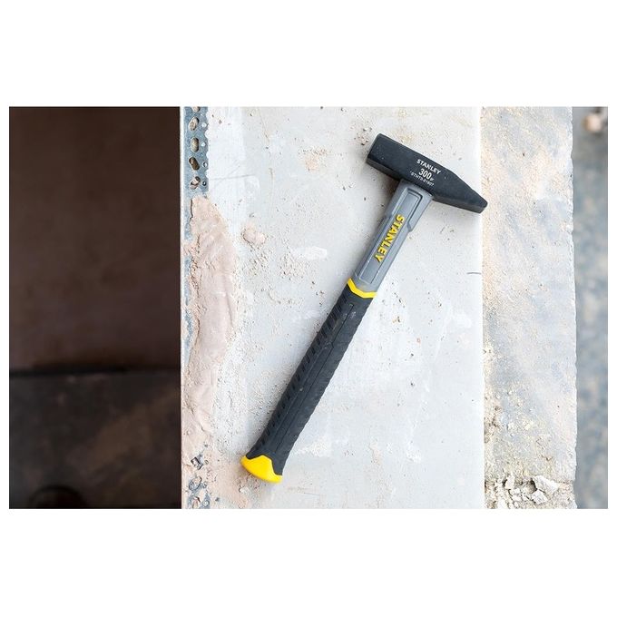 Stanley Martello Dynagrip Tipo Tedesco con Manico Sintetico 300gr