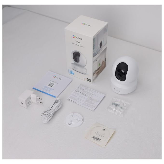 Ezviz Videocamera da Interno Motorizzata Hd e Visione Notturna Intelligente