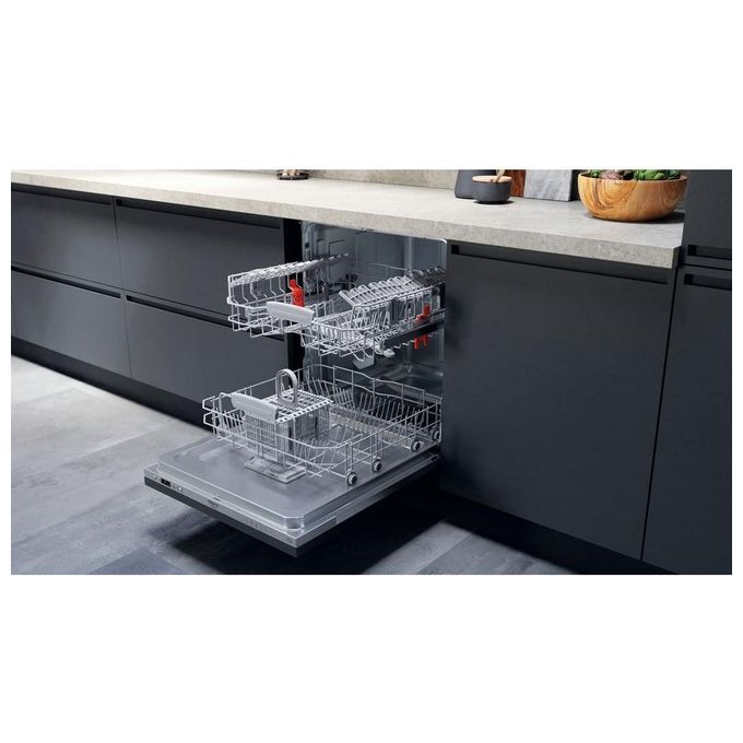 Hotpoint HIC 3C34 Lavastoviglie da Incasso 14 coperti Classe D 44 dB Inverter AquaStop (82x60x55 cm) colore Bianco