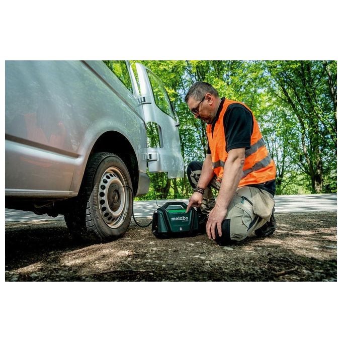 Metabo 600794850 AK 18 MULTI Compressore ad Aria 16 l-min 11 bar Batteria 18 V con Display Retroilluminato e Manometro Integrato colore Nero Verde