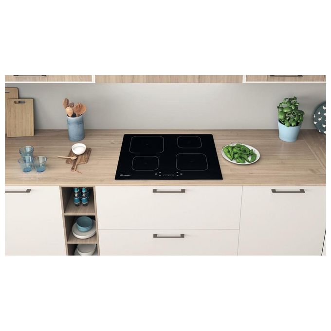 Indesit IS 83Q60 NE Piano cottura a induzione 59 cm 4 zone Touch control Booster 7200 W colore Nero