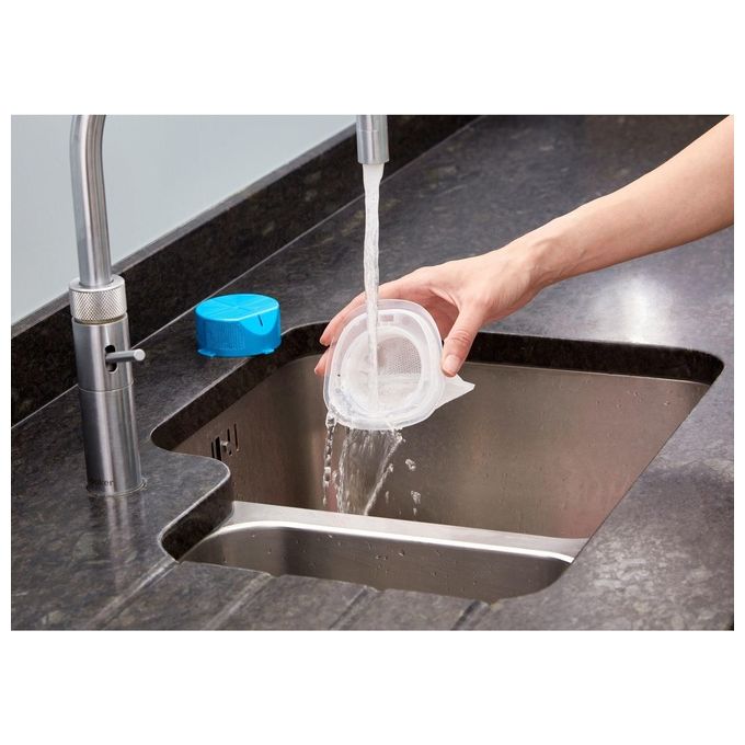 Black+Decker NVC215WA-Q Dustbuster Aspirabriciole Capacita' 0,385 L Tecnologia Litio 7,2 V 10,8 Wh con Accessori Argento-Blu