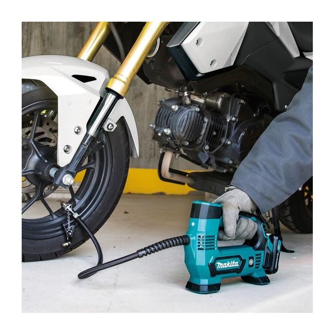 Makita mp100dz Compressore 12v 830 kpa ideale per lavori fai da te