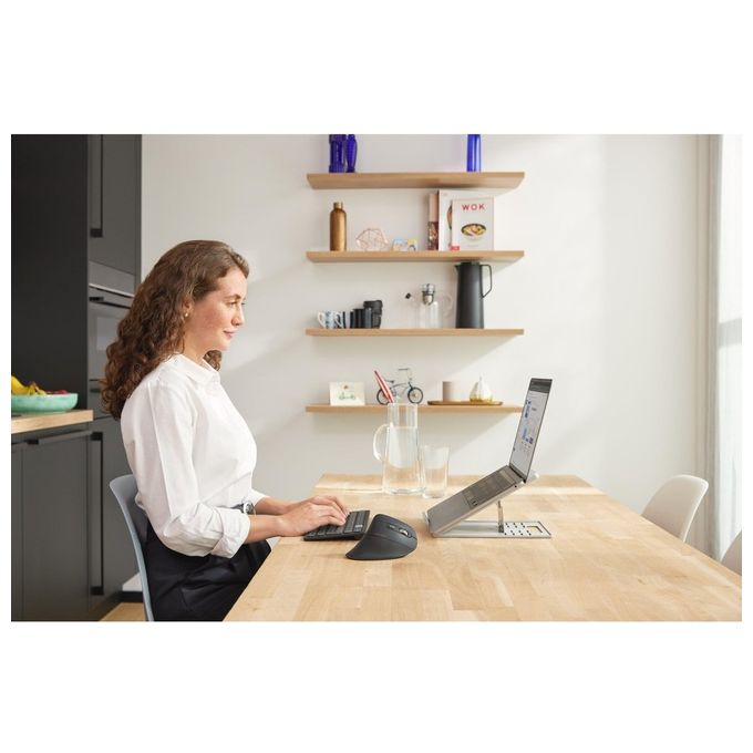 Kensington K72482WW Pro Fit Ergo MY630 EQ Mouse Ricaricabile Wireless con Bluetooth e Ricevitore USB-A 55% Materiale Riciclato Batteria Fino a 4 Mesi colore Nero
