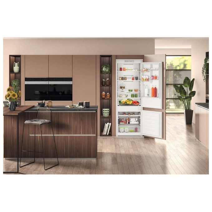 Hotpoint HA SP70 T111 Frigorifero Combinato da Incasso 394 L 193,5 cm Classe E 32 dB Total No Frost colore Bianco
