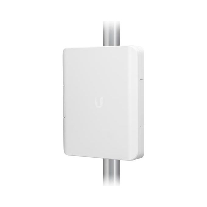 Ubiquiti USW-FLEX-UTILITY UniFi Switch Flex Kit Adattatore Custodia Esterna Montaggio Palo PoE 60W Resistente Intemperie colore Bianco