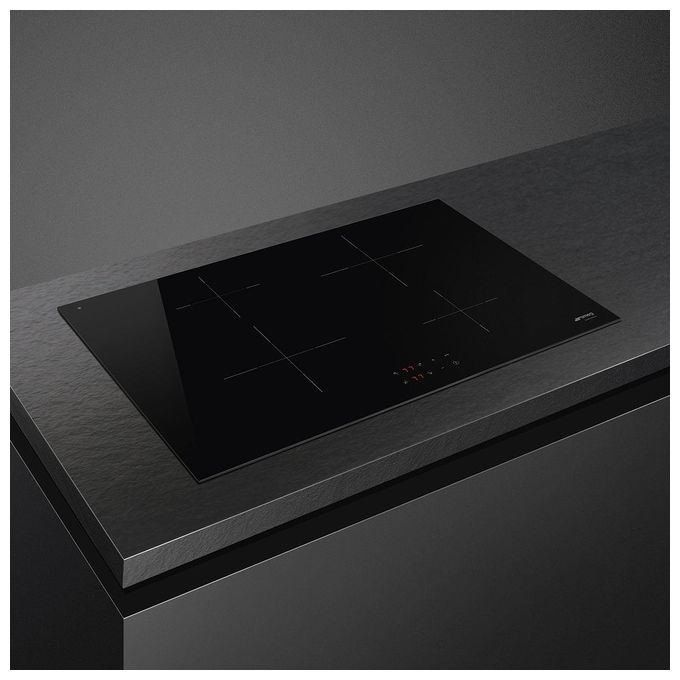 Smeg Piano cottura a Induzione in Vetroceramica Semifilo 4 Zone 75 cm Touch Control 9 livelli di potenza Nero