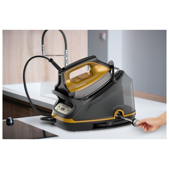 Rowenta Compact Steam Pro DG7644, Ferro da Stiro a Caldaia, 2200 W, Nero e Oro