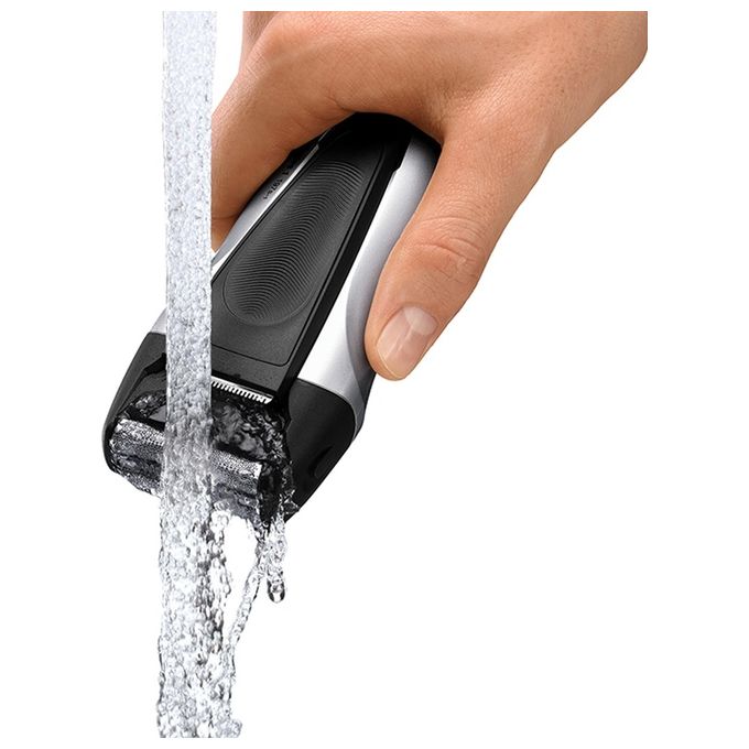 Braun Series 1 130 - Rasoio elettrico a lamina, utilizzo a secco, 1 testina con sistema SmartFoil, autonomia a rete, Trimmer di precisione integrato, pulizia facile, Colore Nero