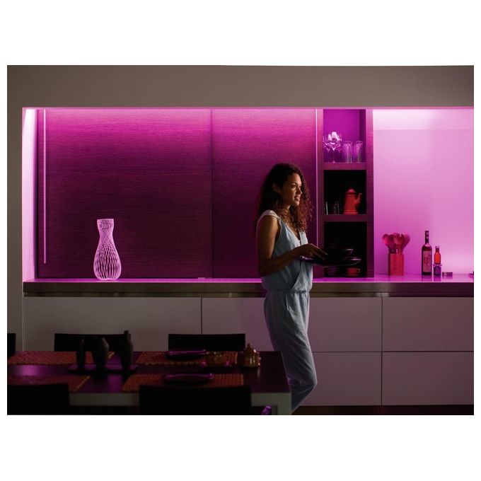 Philips Striscia LED Hue White and Color Ambiance Lightstrip Plus Estensione da 1 Metro di Alta Qualita' per Illuminazione Personalizzata