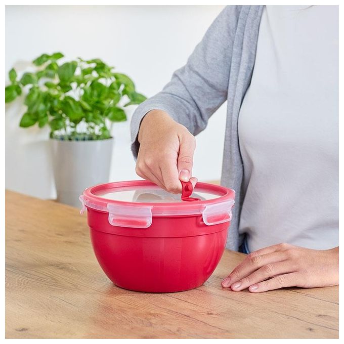 Emsa Clip e Micro Contenitore Rotondo Microonde Rosso 2.6 Litri
