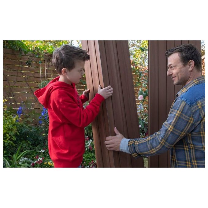 Keter K255781 Darwin Casetta da Giardino Effetto Legno 4,5 m² con Finestre Frontali e Porta a Doppia Anta (190x244x221 cm) colore Marrone