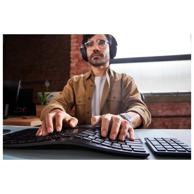 HP 6H1A5AA 925 Mouse Ergonomico Verticale Wireless RF Bluetooth 4000 DPI 6 Tasti Ricaricabile USB Type-C colore Nero
