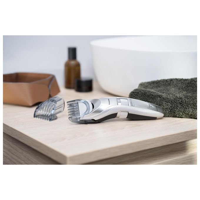 Panasonic ER-GC71-S503 Tagliacapelli Regolabarba Lavabile Taglio 1-20 mm 39 step Pettine 0,5 mm Ricarica 8 ore Autonomia 40 minuti Silver