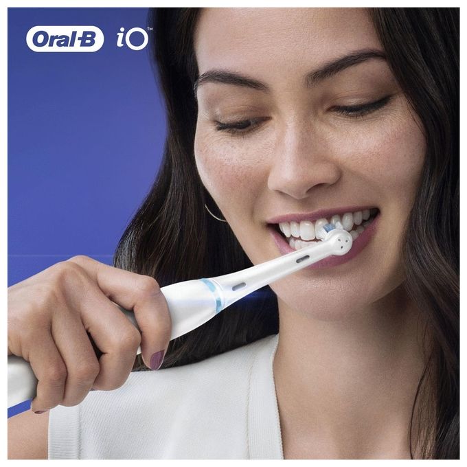 Braun Oral-B iO Ultimate Clean Testine di Ricambio per Spazzolino Elettrico 2 Pezzi