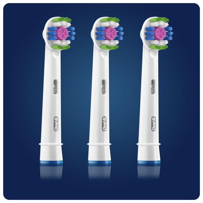 Braun Oral-B 3D White Testine di Ricambio con Tecnologia CleanMaximiser Confezione da 3 Pezzi