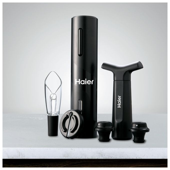 Haier HAWUKIT06 Set da Vino Elettrico 6 in 1 Ricaricabile USB Apribottiglie Aeratore Tagliacapsule Pompetta Sottovuoto 2 Tappi colore Nero