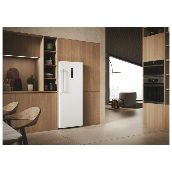 Haier H4F226WEH1 Congelatore Verticale 226 L 153 cm Classe E 37 dB No Frost 4 stelle colore Bianco