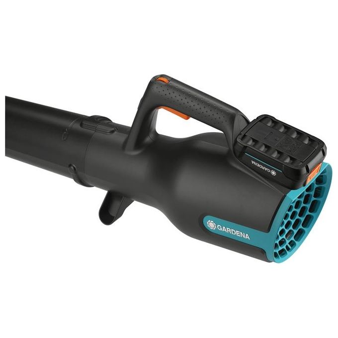 GARDENA 14890-55 PowerJet 18V P4A Soffiatore a Batteria Velocita' Regolabile 5 Livelli Fino a 100 km-h 1,8 Kg Rumorosita' 96 dB colore Nero Blu Arancione
