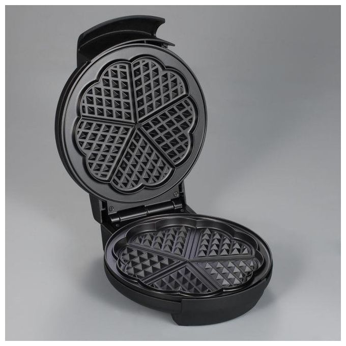 Severin WA 2103 Macchina per Waffle a Cuore 4 Waffle 1200 W Antiaderente Termostato Regolabile colore Nero Argento