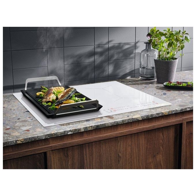 Electrolux EIL63443BW Serie 600 Piano cottura a induzione 60 cm 4 zone Bridge Slider Touch vetroceramica colore Bianco