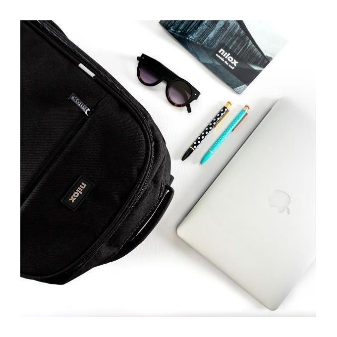 Nilox NXBK041 Zaino Porta Notebook 15.6'' Poliestere 5 Scomparti Schienale Rinforzato colore Nero