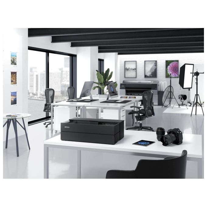 Epson C11CH38401 SureColor SC-P700 Stampante Fotografica a Getto d'Inchiostro A3+ 10 Colori Wi-Fi Display Touch colore Nero