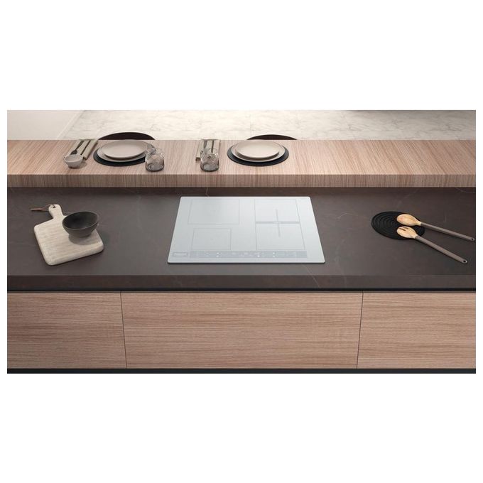 Hotpoint, Piano Cottura a Induzione HB 8460B NE-W, 59 cm, Bianco, 4 Zone, Comandi Touch