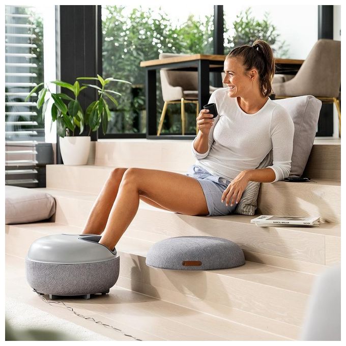 Beurer 10029 Massaggiatore plantare FM 120 Massaggio Shiatsu e a compressione 3 livelli intensita' Funzione riscaldamento colore Grigio