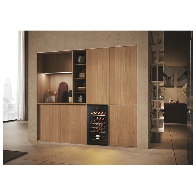 Haier HWS34GGH1 Wine Bank 50 Serie 3 Cantinetta Vino a Compressore 34 Bottiglie 90 L Classe G 37 dB Wi-Fi App hOn colore Nero