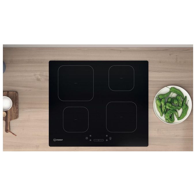 Indesit IS 83Q60 NE Piano cottura a induzione 59 cm 4 zone Touch control Booster 7200 W colore Nero